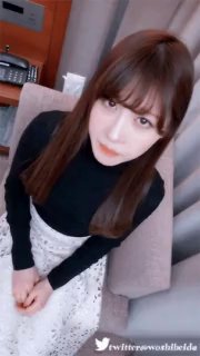 撕开美女衣服吃胸漫画 ldquo 妈我在学校呢 rdquo 舞蹈生就是骚做爱中途还接最新
